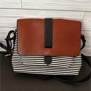 Fossil Kinley small crossbody